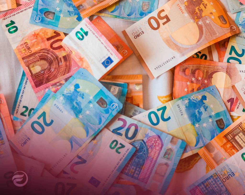 UE fixa limite de 10 mil euros para pagamentos em dinheiro, mas Portugal já tem regras mais apertadas